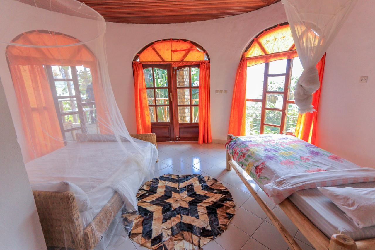 The Palm Beach Resort Жизени Екстериор снимка